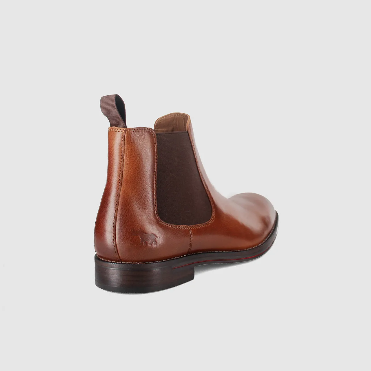 Practical Build Winner Chelsea Boots Whiskey