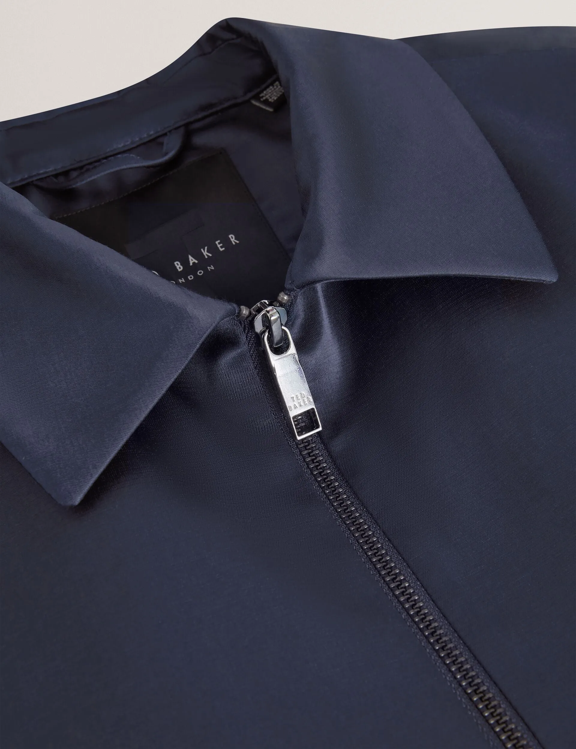 FLUIDJ | NAVY Classic Fit Cut