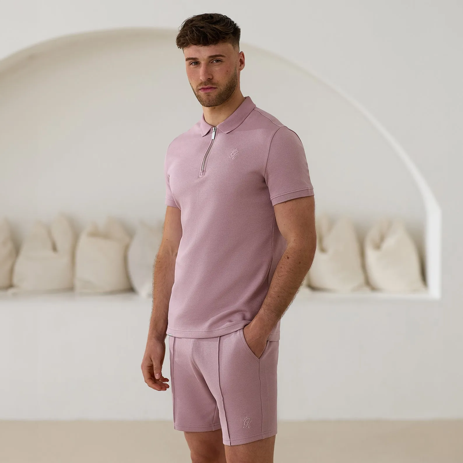 Gym King Portals Texture Polo - Dusky Pink Garment Washed Texture Scoop neck