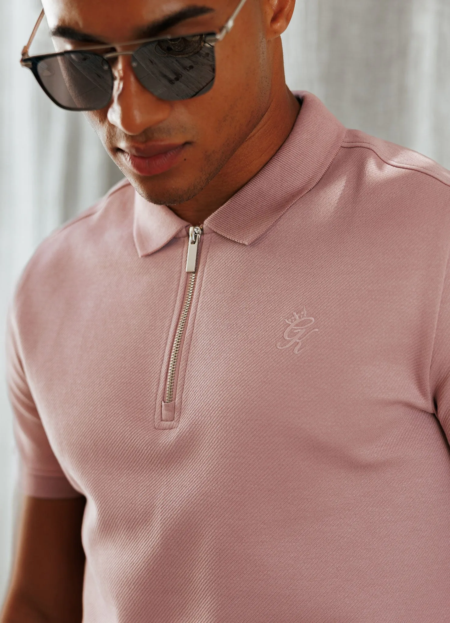 Gym King Portals Texture Polo - Dusky Pink Fashionable Piece