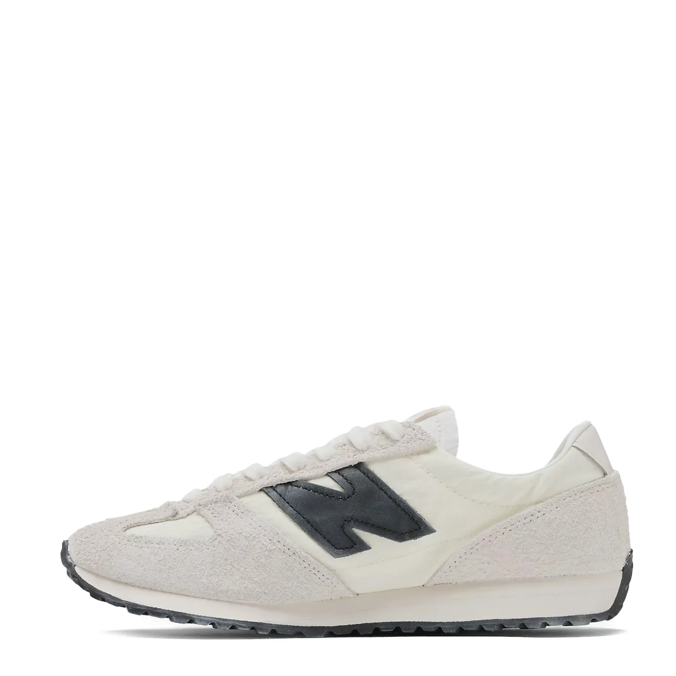 Memory Foam Cushioning New Balance 471 Trainer Linen / Angora / Black