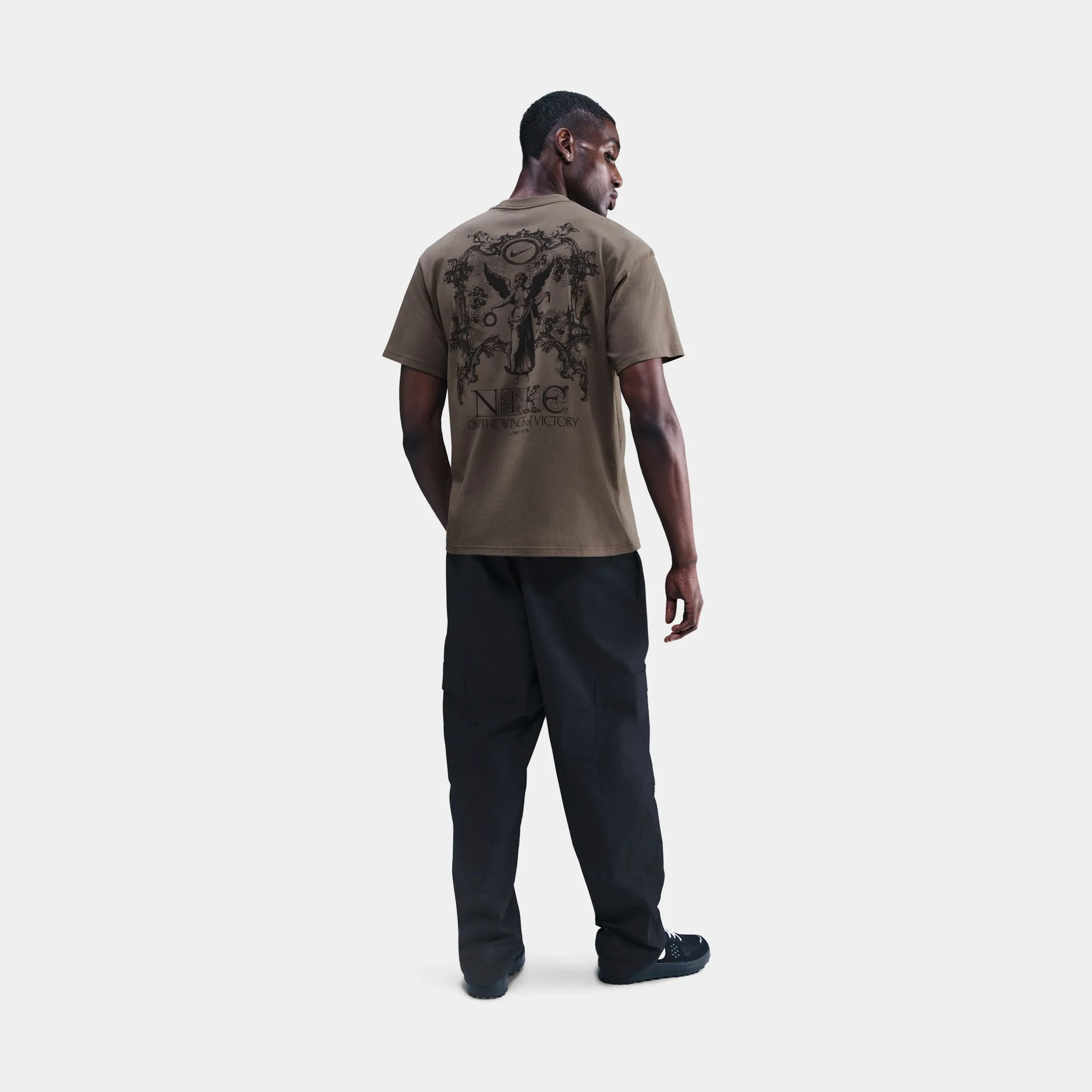 NSW Max 90 On The Wings Of Victory Mens Short Sleeve Shirt (Grey/Black) Perfect For Relaxing Versatile Design