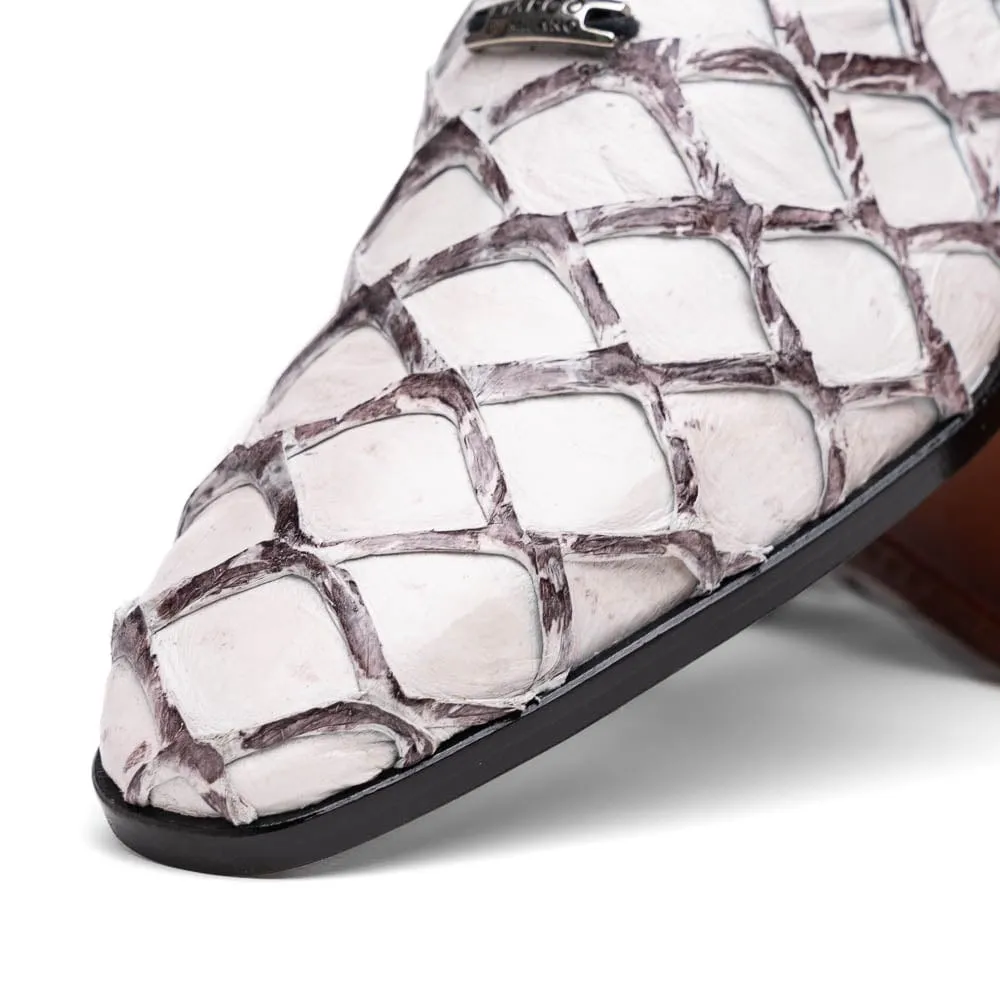 Group Setting Olivieri Newspaper