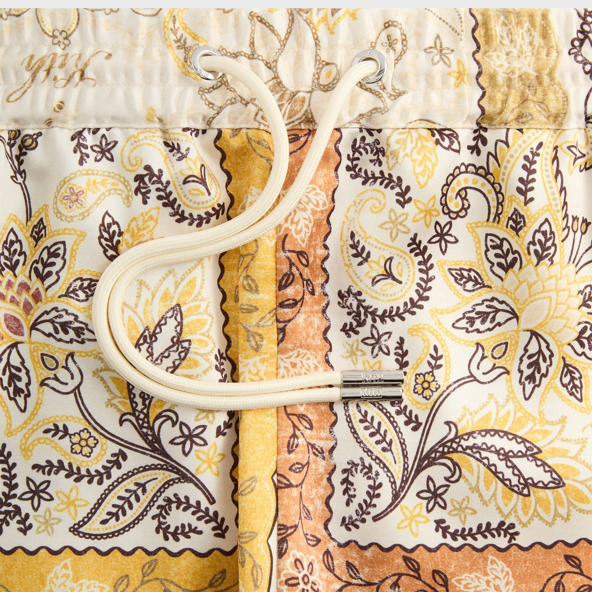 Travel Light Kith Panelled Bandana Active Short - Sandrift