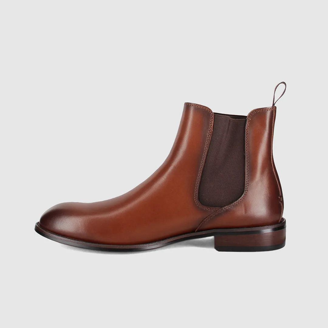 Rugged Built Adventure Seeker Plymouth Chelsea Boots Cognac
