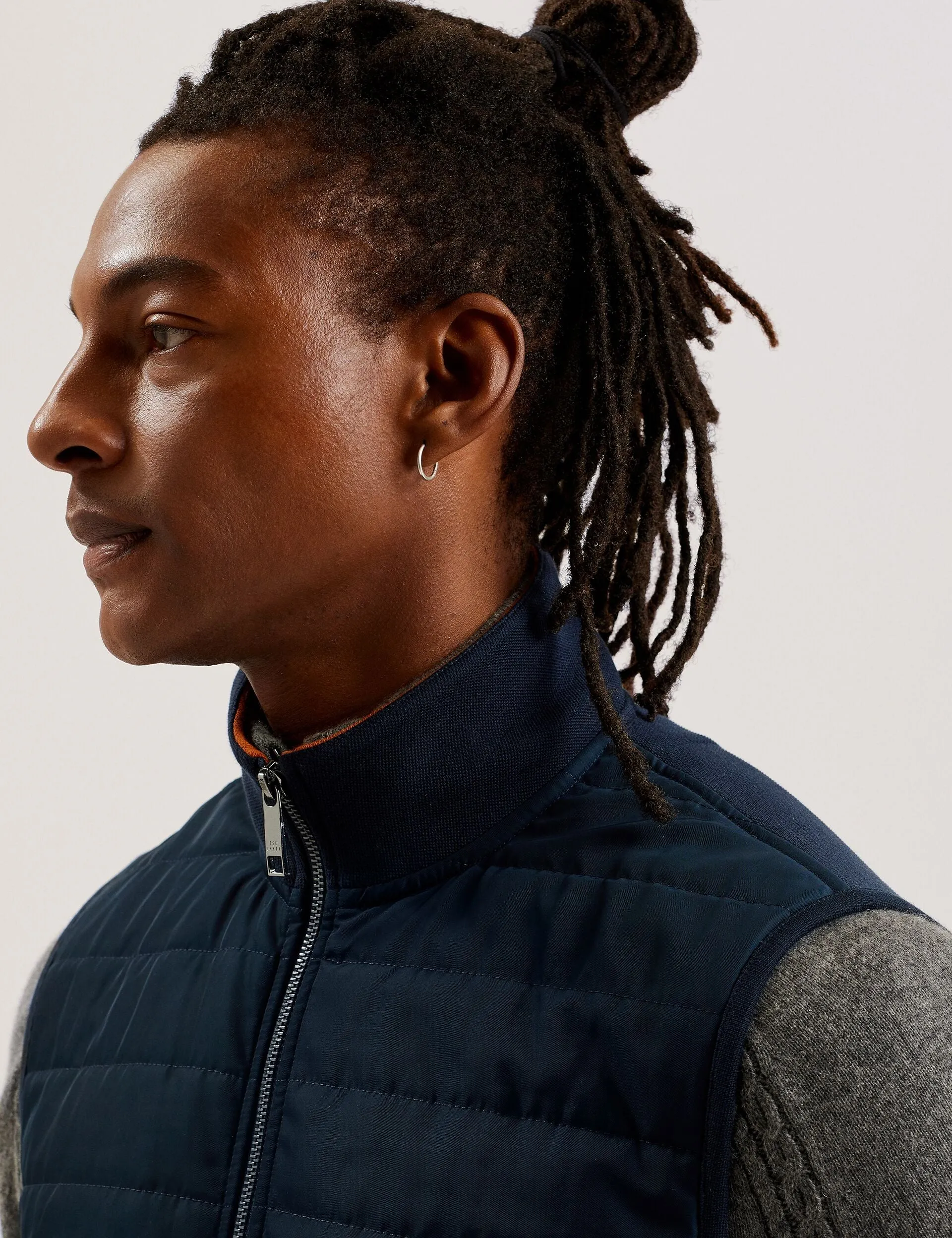 ATHO | NAVY Compression Fold Design