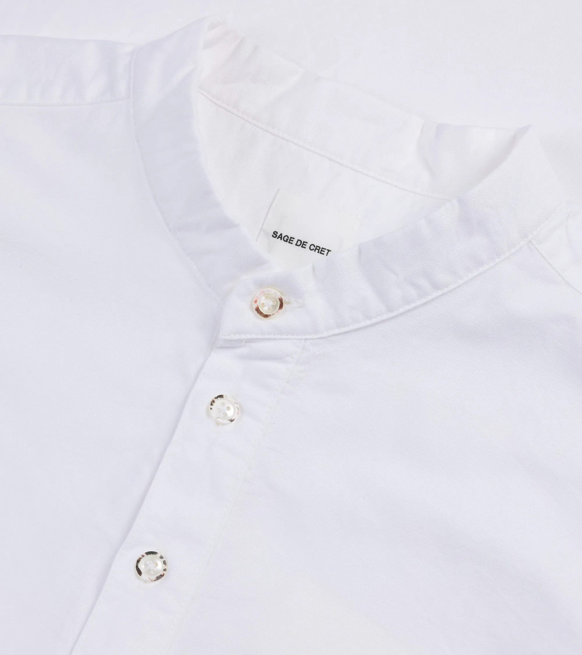 Sage de Cret Cotton Oxford Stand Collar Popover Shirt: Off White Durable Button Closures