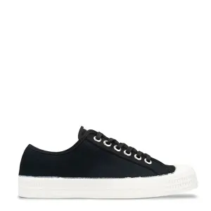 Comfort Upper Novesta Star Master Trainer Black / White