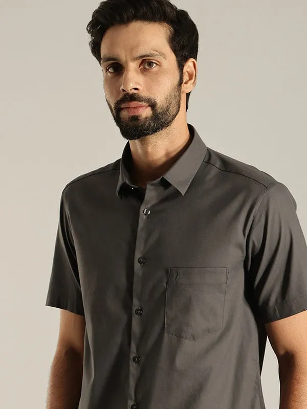 Men Solid Half Sleeve Cotton Blend Shirt Short Sleeve Striped style