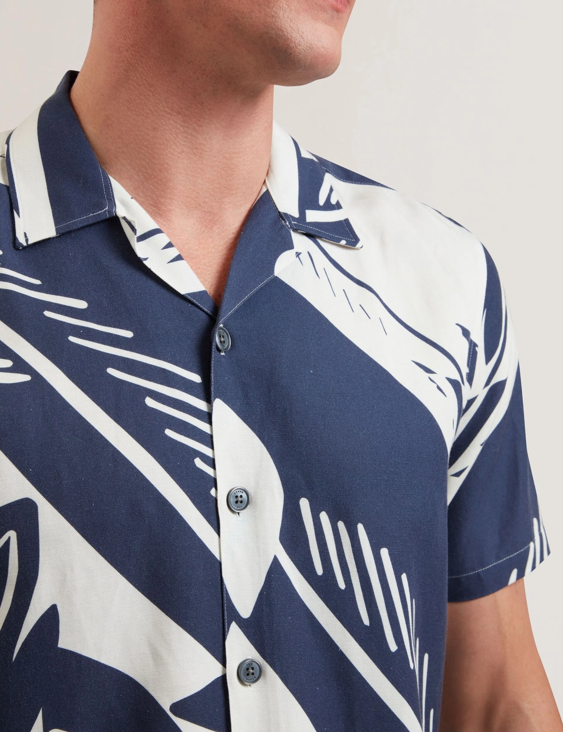 All-day Comfort Quick Dry Technology HEUKELS | MID-NAVY