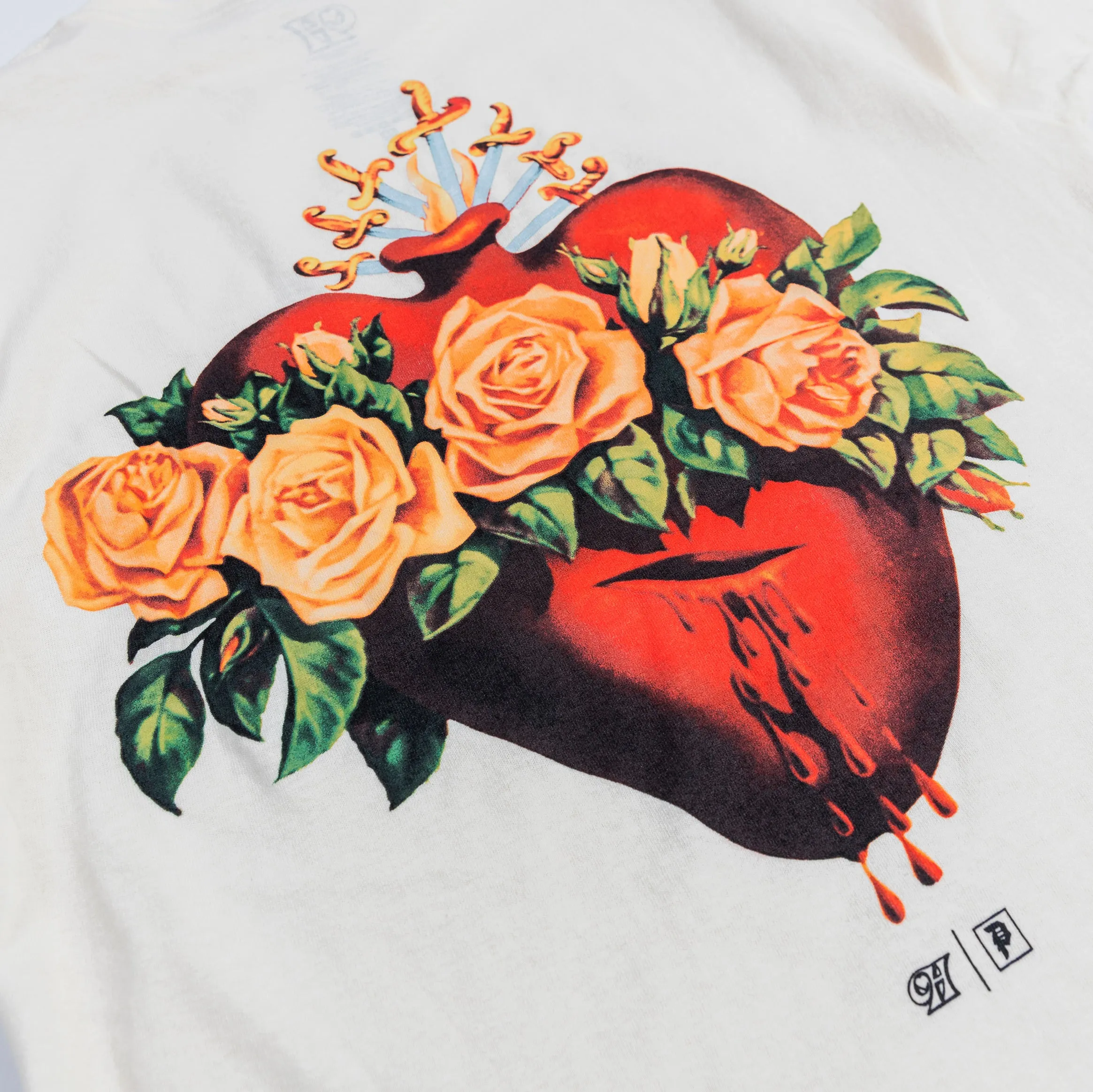 SeamFreeShoulders Heartbreakers Club Mens Short Sleeve Shirt (Beige/Orange)