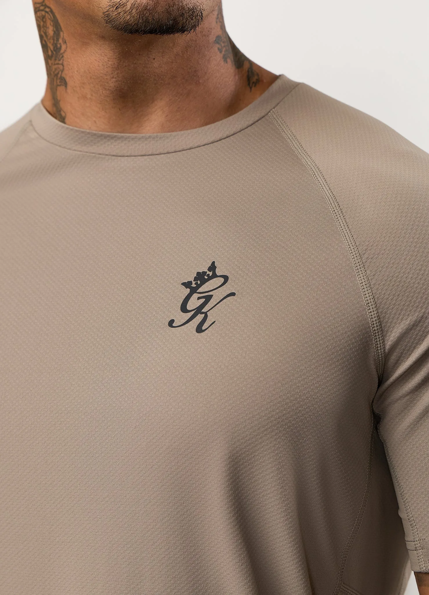 Gym King Energy Tee - Truffle Active Layer