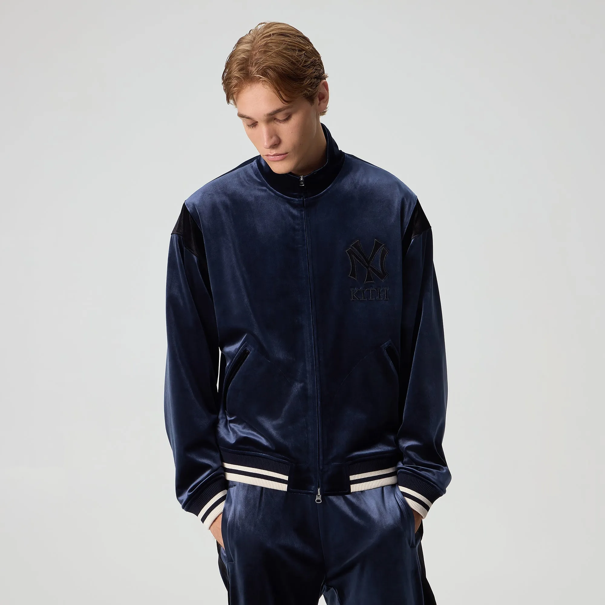 Tech Use Kith for the New York Yankees Luxe Velour Track Jacket - Nocturnal