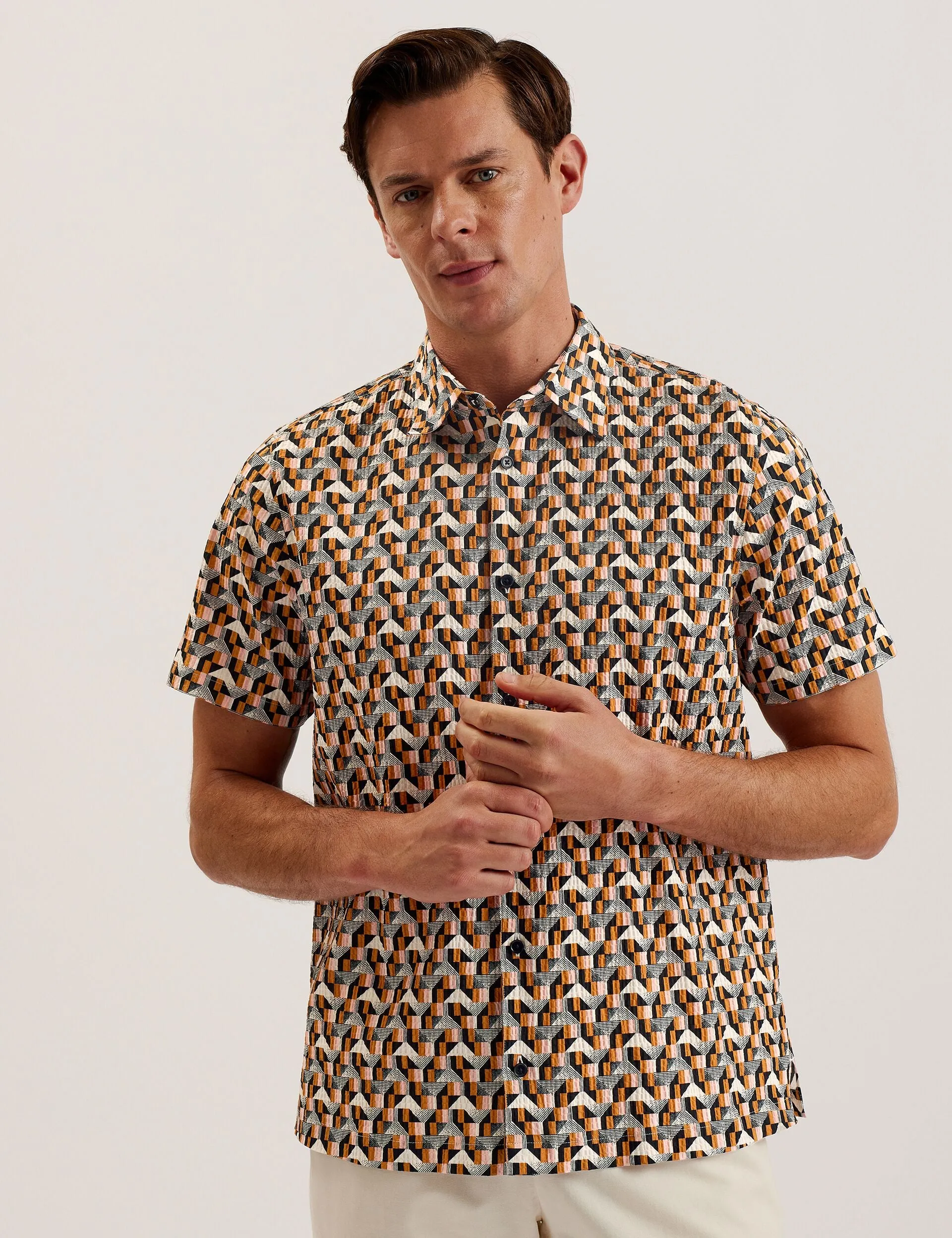 Chill Comfort Holiday Style GASTONS | LT-PINK