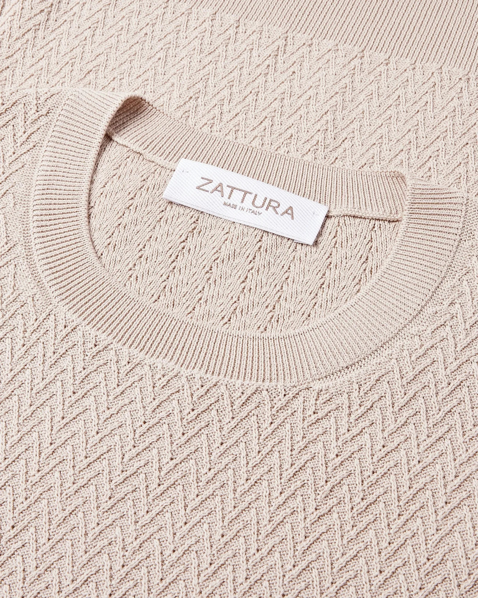 Zattura Short Sleeve Crew Neck Textured Knit T-shirt (Beige) Good stretch